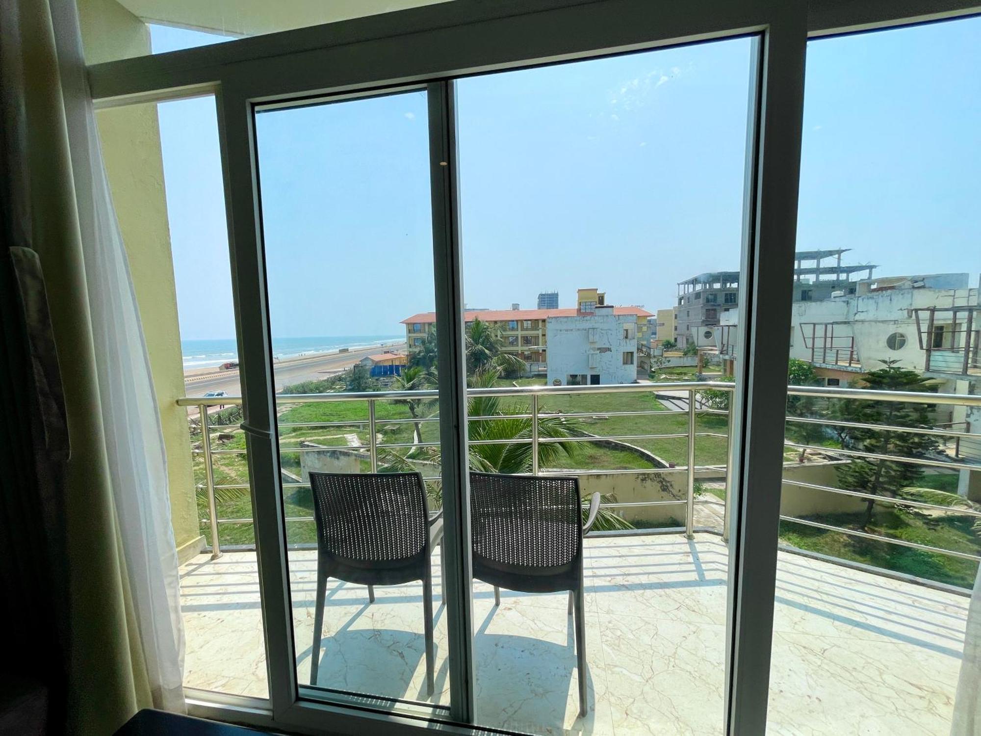 Hotel Tbs In פורי מראה חיצוני תמונה
