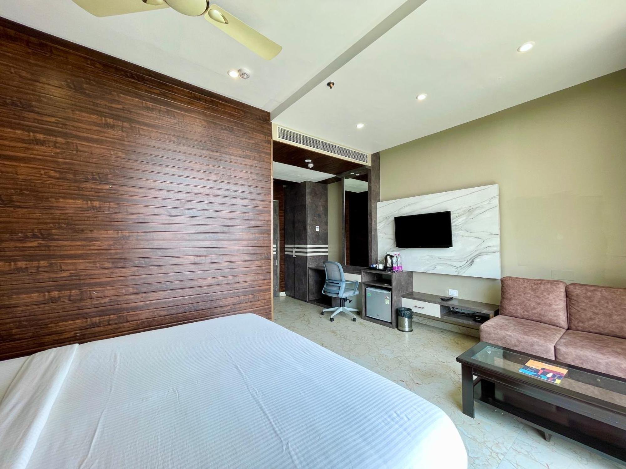 Hotel Tbs In פורי מראה חיצוני תמונה